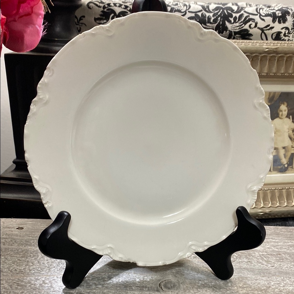 Antique Haviland Limoges Decorative 7.5” Plate!